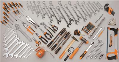 5902VI-COMPOSITION DE 107 OUTILS