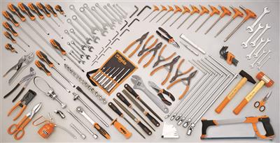 5904VG/3-COMPOSITION DE 132 OUTILS
