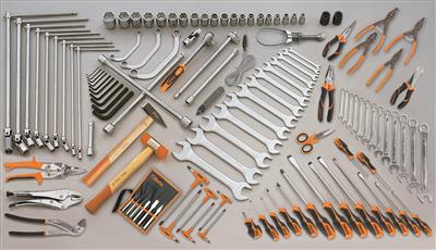 5905VG/2-COMPOSITION DE 118 OUTILS