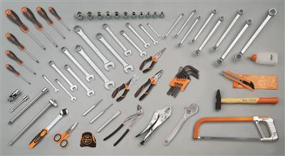 5915VU/AS-COMPOSITION DE 68 OUTILS